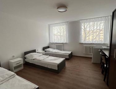Basic Triple Room with Shared Bathroom