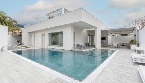Villa with Sea View