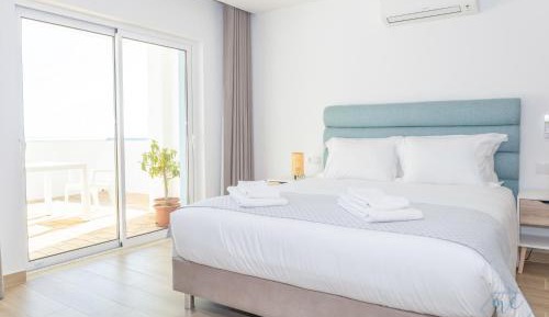 Studio Apartment with Sea View and Terrace