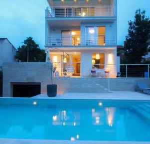 Deluxe Villa