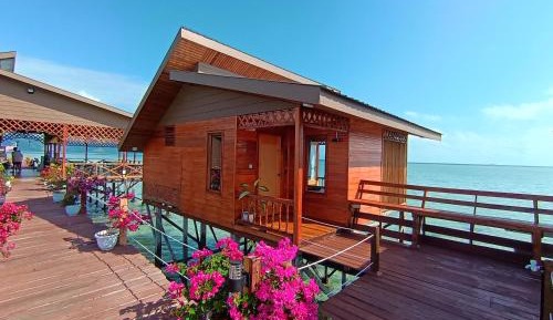 Deluxe Double or Twin Room with Sea View