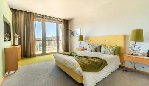 Premium Suite with Balcony