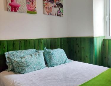 Economy Room
