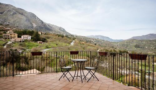 Studio with Terrace