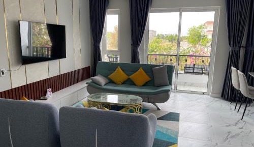 Apartment with Balcony