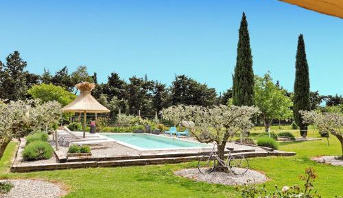 Three-Bedroom Holiday Home 