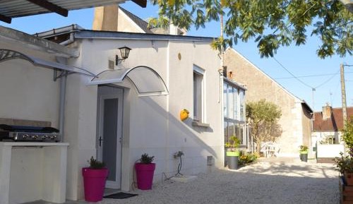 Holiday Home (6 Adults)
