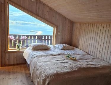 Deluxe Double Room with Balcony and Sea View