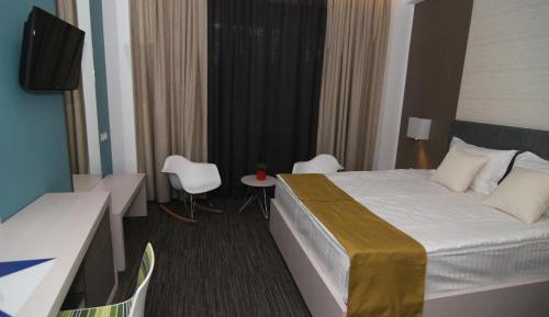 Economy Double Room with City View and Balcony