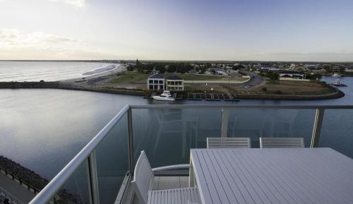 Three-Bedroom Penthouse Apartment