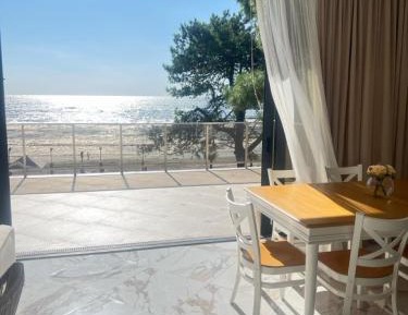 Quadruple Room with Terrace