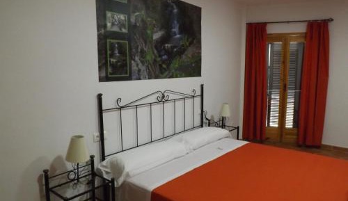 Suite with Mountain View