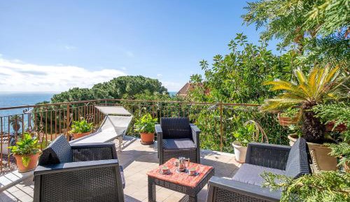 Superior One-Bedroom Apartment