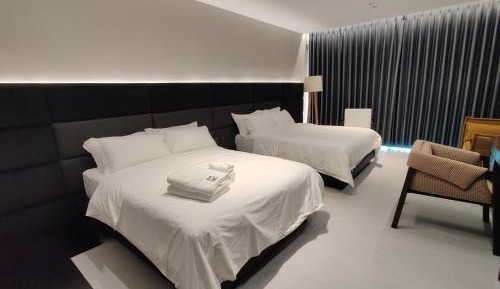 Deluxe Double Studio