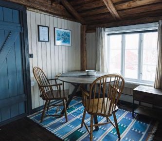 One-Bedroom Superior Rorbu