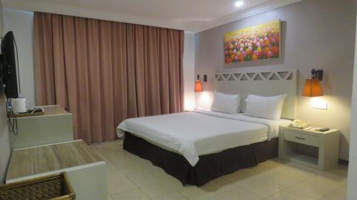 Superior King Room