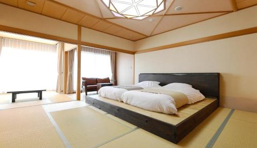 Japanese-Style Quadruple Room