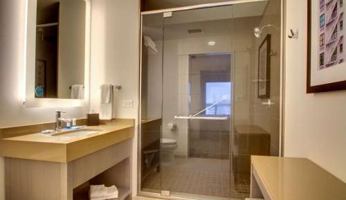 One-Bedroom Suite with Kitchen and Sofa Bed