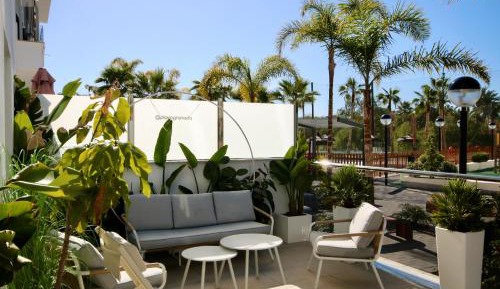 Apartment with Terrace