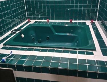 Suite with Hot Tub