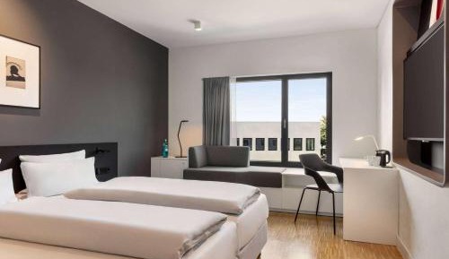 Accessible Room with Two Single Beds
