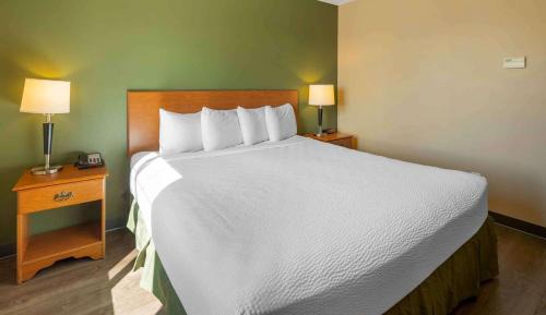 One Bedroom Suite - Non-Smoking