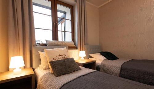 Double Room with Mountain View
