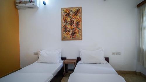 Twin Room with Private Bathroom