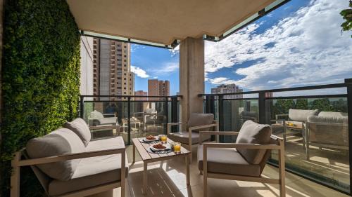 Two-Bedroom Apartment with City View