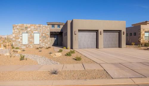 Four-Bedroom Holiday Home