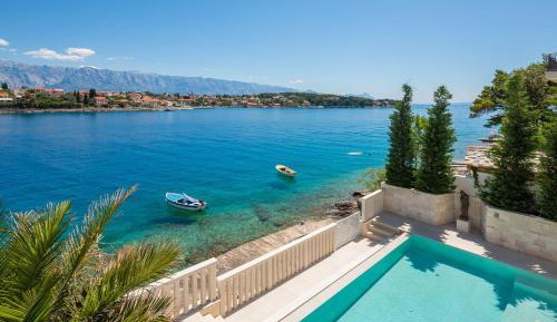 Villa with Sea View