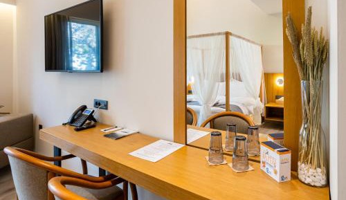Superior King Room