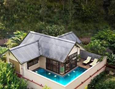 SeleQtions Villa with Plunge Pool