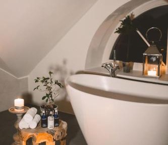 Two-Bedroom Lux Suite with Balcony