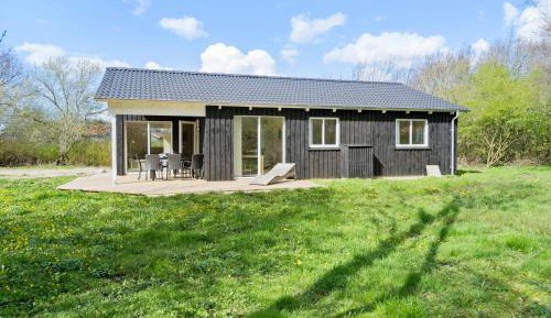 Four-Bedroom Holiday Home