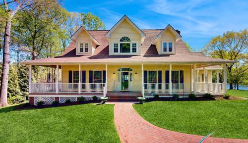 Five-Bedroom House