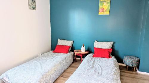 Double or Twin Room with Bathroom