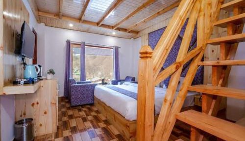 Deluxe Double Room with Balcony