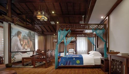 Executive Suite with River View