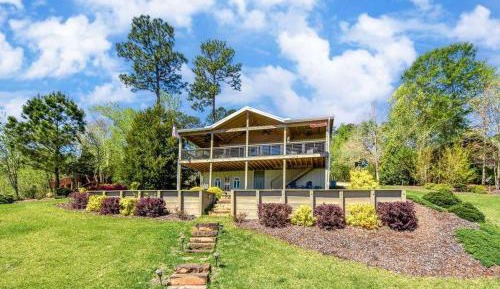 Two-Bedroom Holiday Home