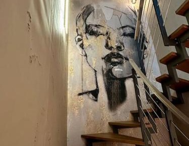 Apartment - Split Level
