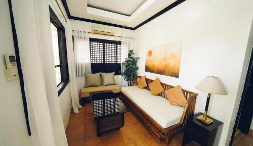 Villa with Garden View
