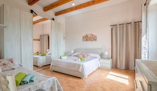 Superior One-Bedroom Apartment with Balcony