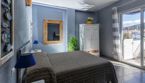 Quadruple Room with Sea View