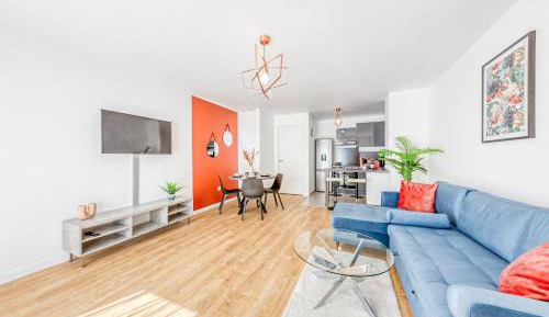 Two-Bedroom Apartment with Balcony and Terrace