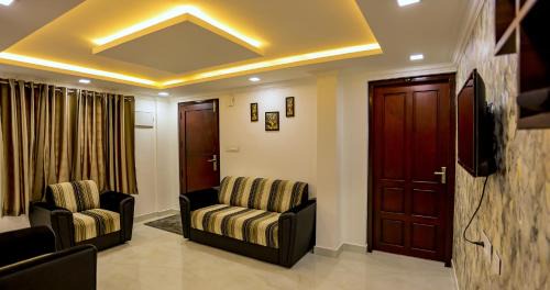 Double Room with Balcony (Lower Floor With Two Attached Bedrooms and Kitchen)