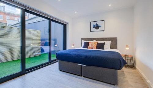 Two-Bedroom Deluxe Apartment