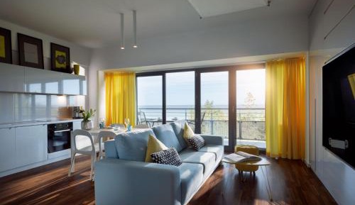 Studio with Balcony