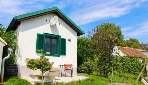One-Bedroom House - The Red