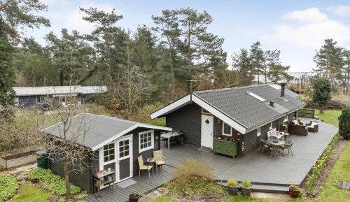 Two-Bedroom Holiday Home